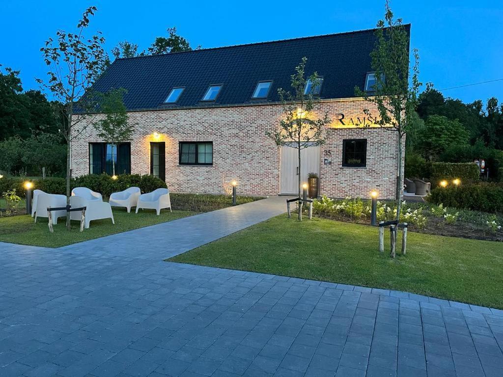 Ramslo Bed & Breakfast Herselt Exterior photo